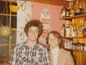 Johnny and Susan at a bar.