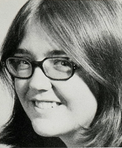 Starlette’s 1977 yearbook photo.